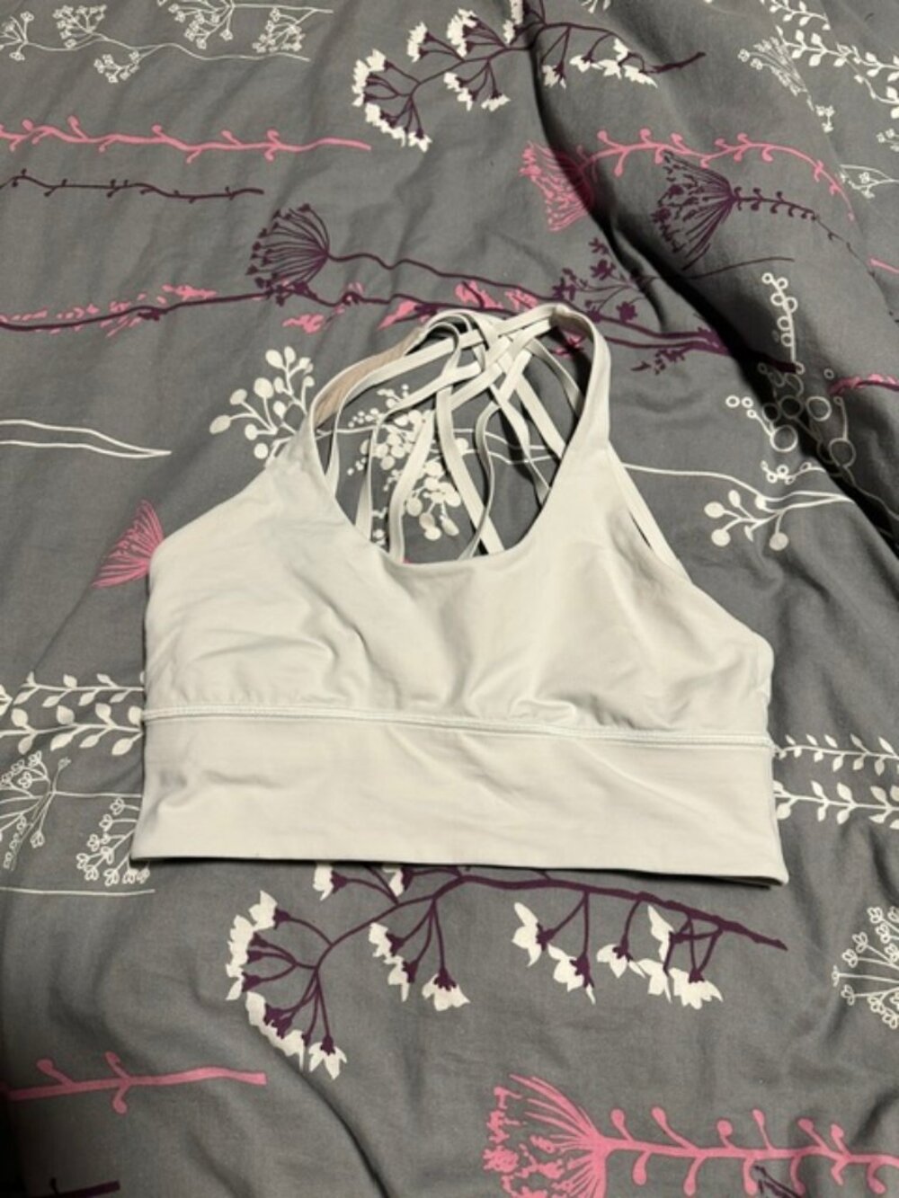 Lululemon size 8 sports bra